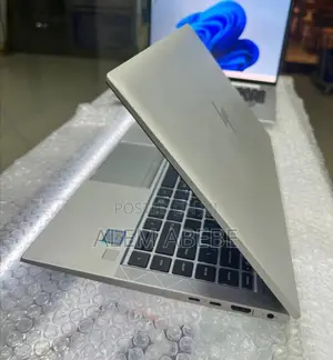New Laptop HP EliteBook 840 G8 16GB Intel Core i5 SSD 512GB
