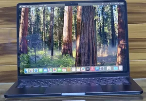 New Laptop Apple MacBook Air 2025 M4 13-inch 16GB Apple M4 SSD 256GB