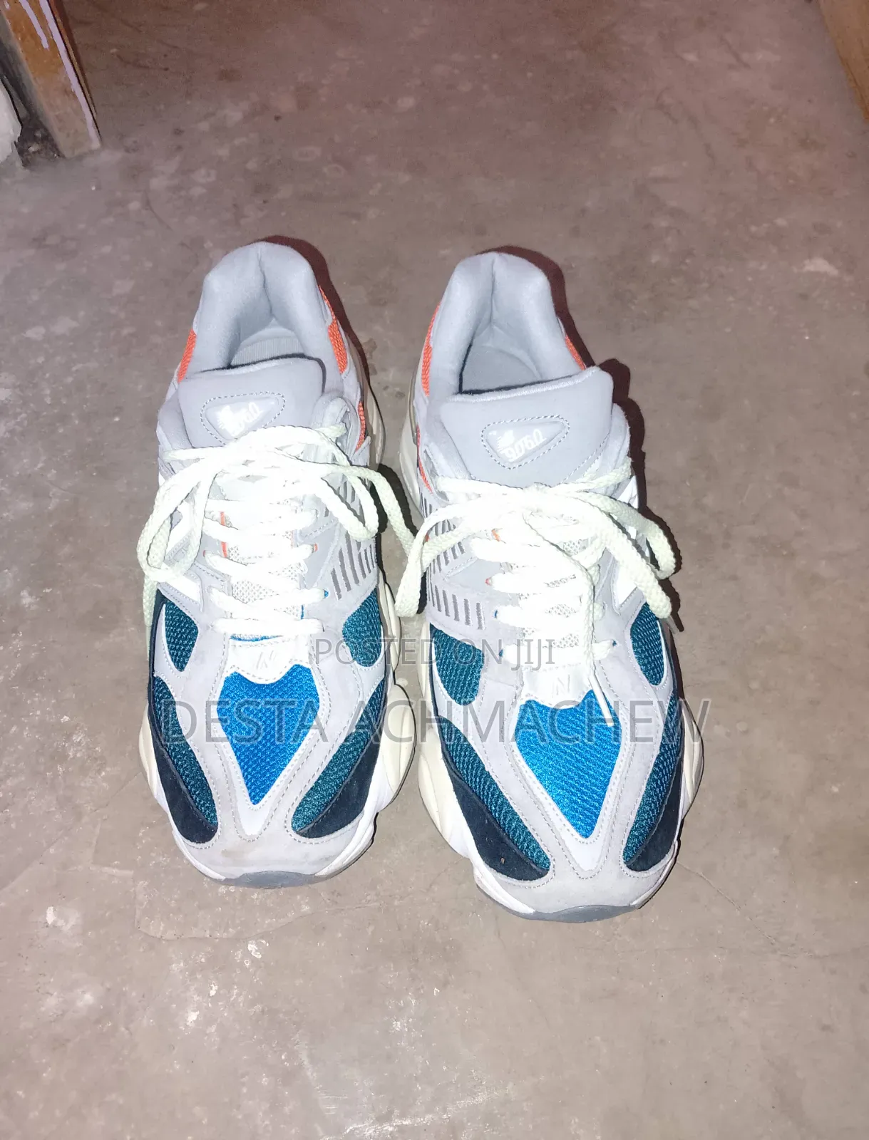 New Balance 9060