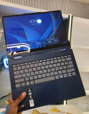 New Laptop Lenovo 16GB AMD Ryzen 7 SSD 1T