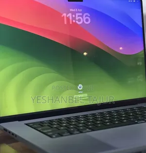 New Laptop Apple MacBook Pro M1 32GB Apple M1 Pro SSD 512GB