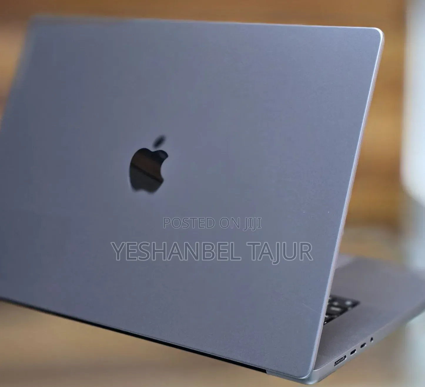 New Laptop Apple MacBook Pro M1 32GB Apple M1 Pro SSD 512GB