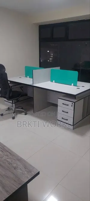 Workstation Table
