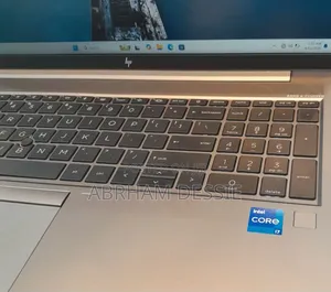 New Laptop HP 16GB Intel Core i7 SSD 512GB