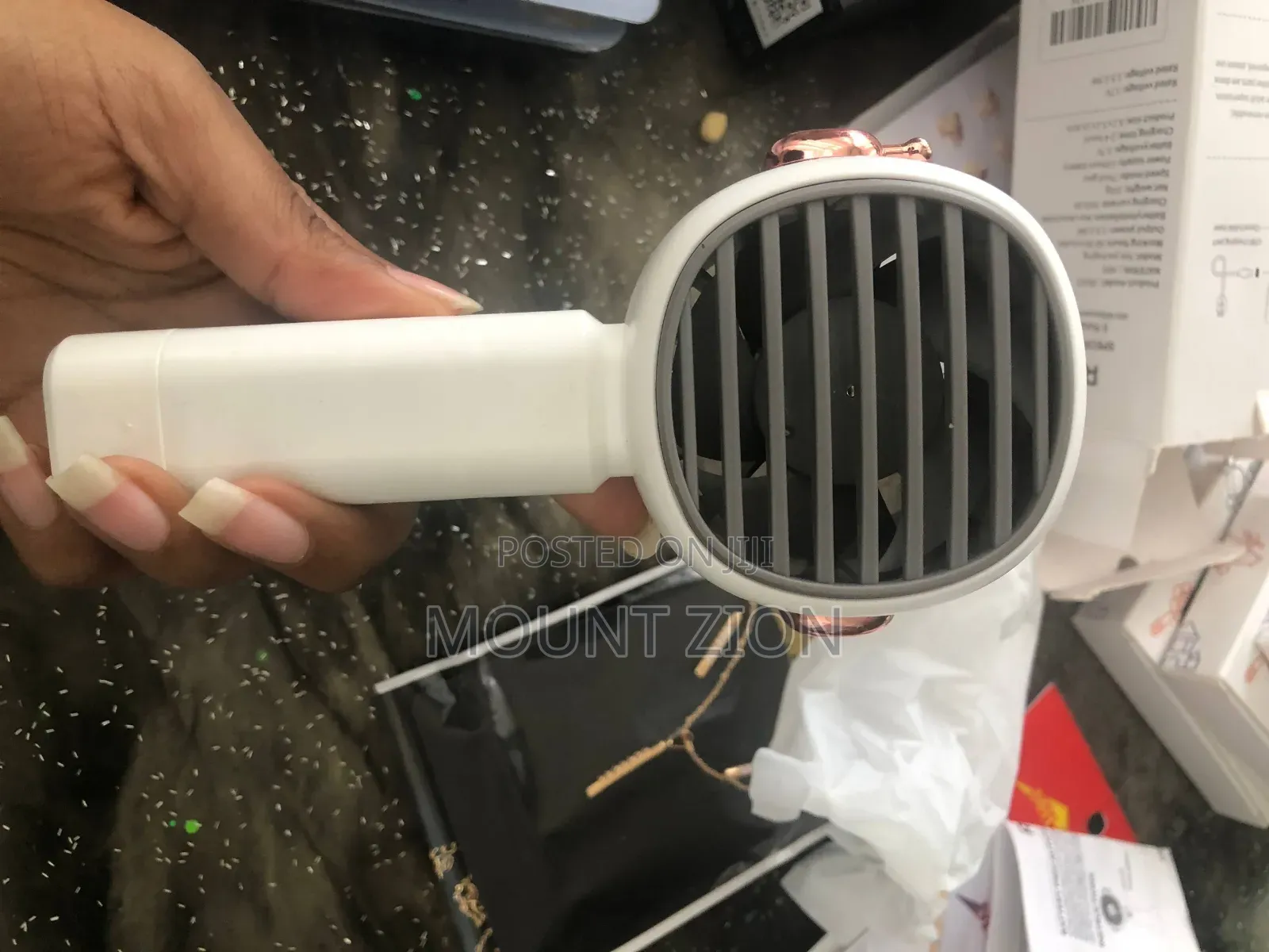 Mini Fan (Makeup Fan)