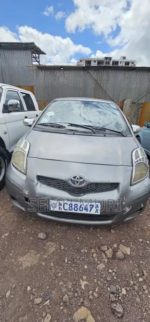 Toyota Yaris 1.3 2008 Silver