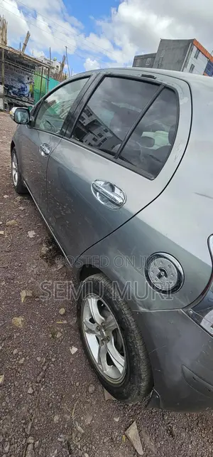 Toyota Yaris 1.3 2008 Silver