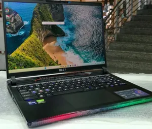 New Laptop MSI 32GB Intel Core i9 SSD 1T