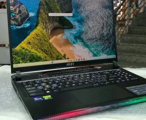 New Laptop MSI Pulse GL66 32GB Intel Core i7 SSD 1T