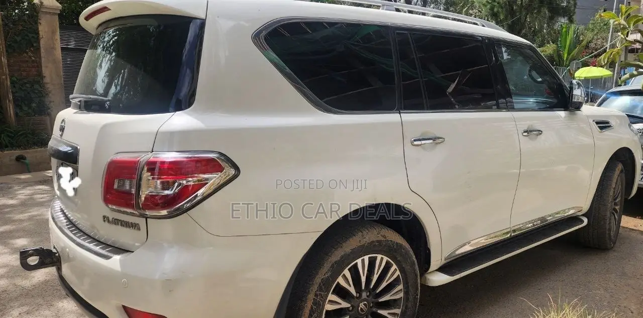Nissan Patrol 2018 White