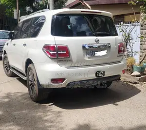 Nissan Patrol 2018 White
