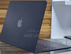 New Laptop Apple MacBook Air 2025 M4 13-inch 16GB Apple M4 SSD 256GB