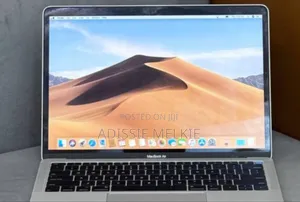 New Laptop Apple MacBook 2019 8GB Intel Core i5 SSD 256GB