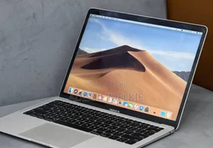 New Laptop Apple MacBook 2019 8GB Intel Core i5 SSD 256GB