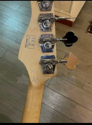 Marcu Miller Bass Guitar 4 String