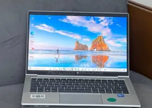 New Laptop HP EliteBook 830 G8 8GB Intel Core i5 SSD 512GB