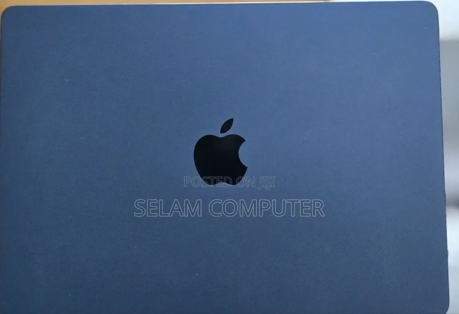 New Laptop Apple MacBook Pro 2024 M4 14-inch 16GB Apple M4 SSD 256GB