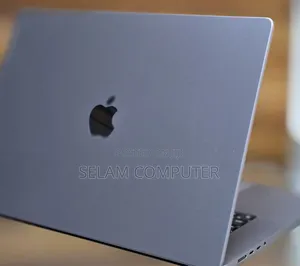 New Laptop Apple MacBook Pro M1 32GB Apple M1 Pro SSD 512GB