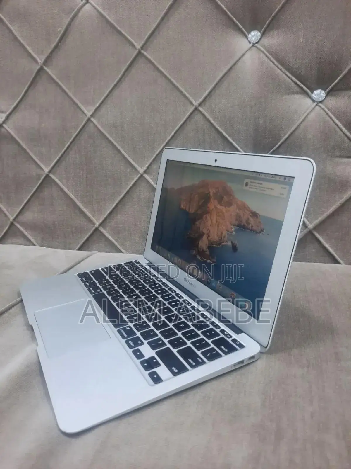 New Laptop Apple MacBook Air 2015 4GB Intel Core i5 SSD 256GB