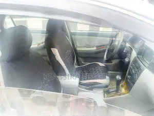 Toyota Corolla 2001 Silver