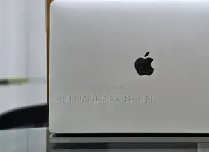 New Laptop Apple MacBook Pro 2019 16GB Intel Core i7 SSD 256GB