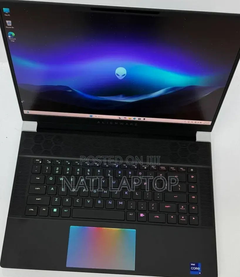 New Laptop Alienware X16 r1 32GB Intel Core i9 SSD 1T