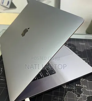 New Laptop Apple MacBook Pro 2019 32GB Intel Core i9 SSD 512GB