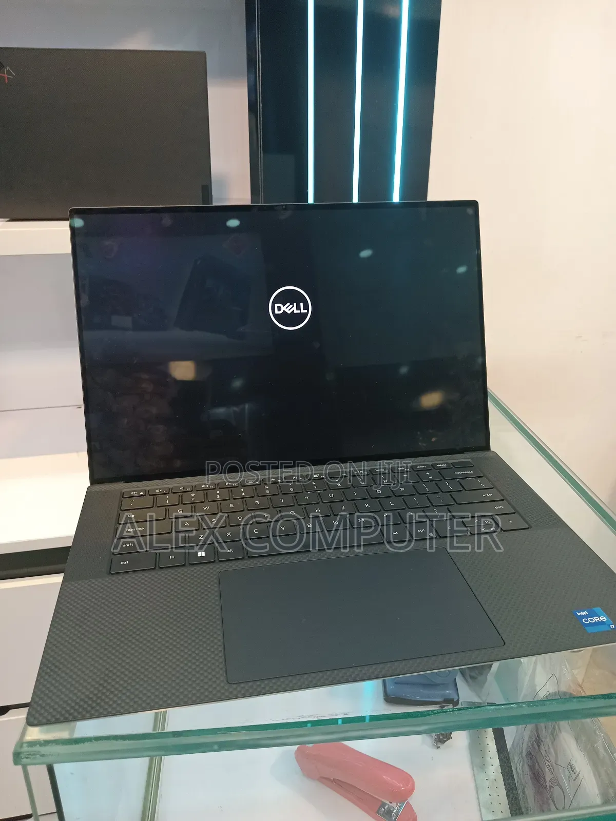 New Laptop Dell XPS 15 16GB Intel Core i7 SSD 512GB