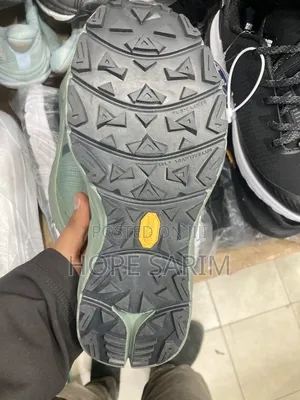 Columbia Mega Grip Hiking Shoes