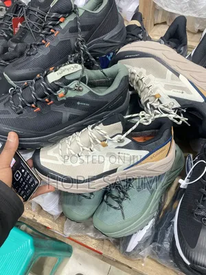 Columbia Mega Grip Hiking Shoes
