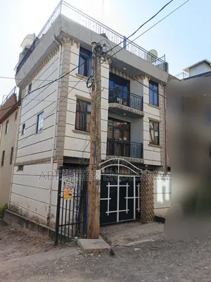 6bdrm Block of Flats in Nifas Silk-Lafto for sale