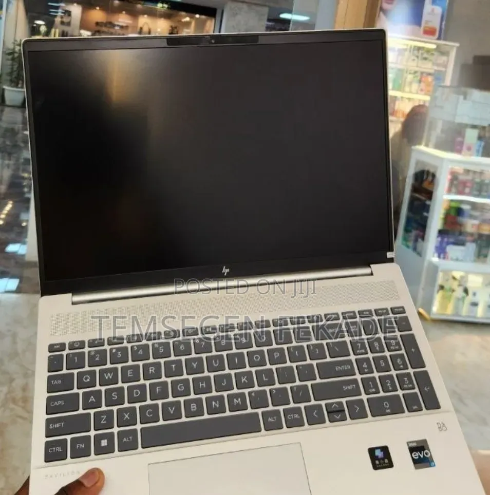New Laptop HP Pavilion 15 16GB Intel Core i7 SSD 1T