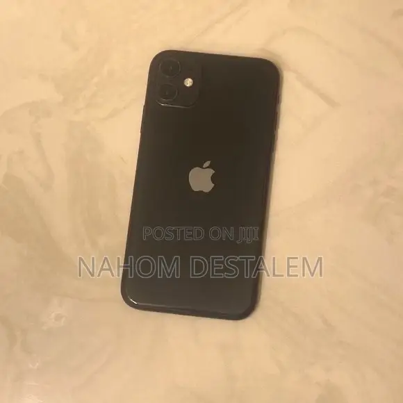 Apple iPhone 11 64 GB Black