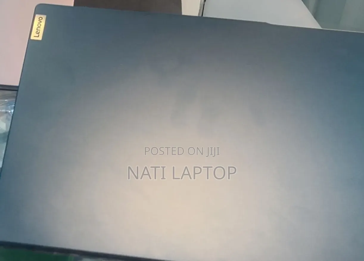 New Laptop Lenovo 16GB AMD Ryzen 7 SSD 512GB