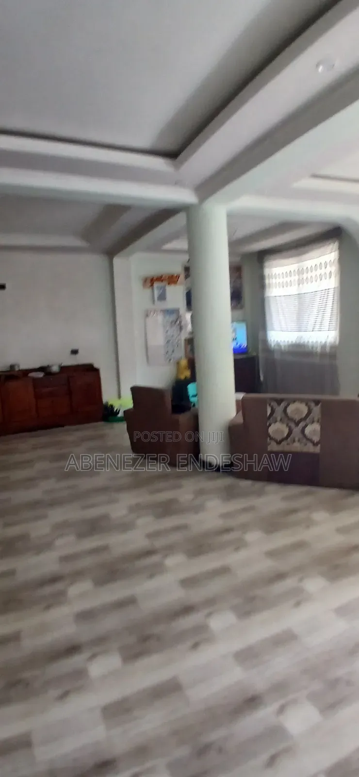 6bdrm Block of Flats in Nifas Silk-Lafto for sale