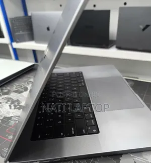 New Laptop Apple MacBook Pro M1 32GB Apple M1 Max SSD 1T