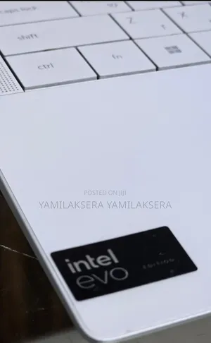 New Laptop Dell XPS 14 9440 32GB Intel Core Ultra 7 SSD 1T