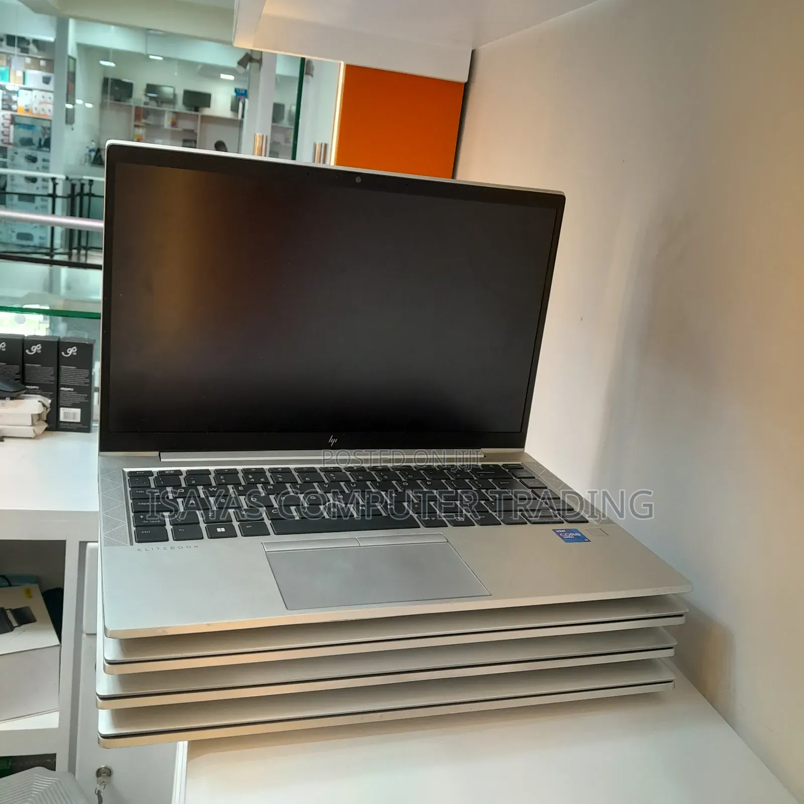 New Laptop HP EliteBook 840 G8 16GB Intel Core i7 SSD 512GB