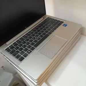 New Laptop HP EliteBook 840 G8 16GB Intel Core i7 SSD 512GB