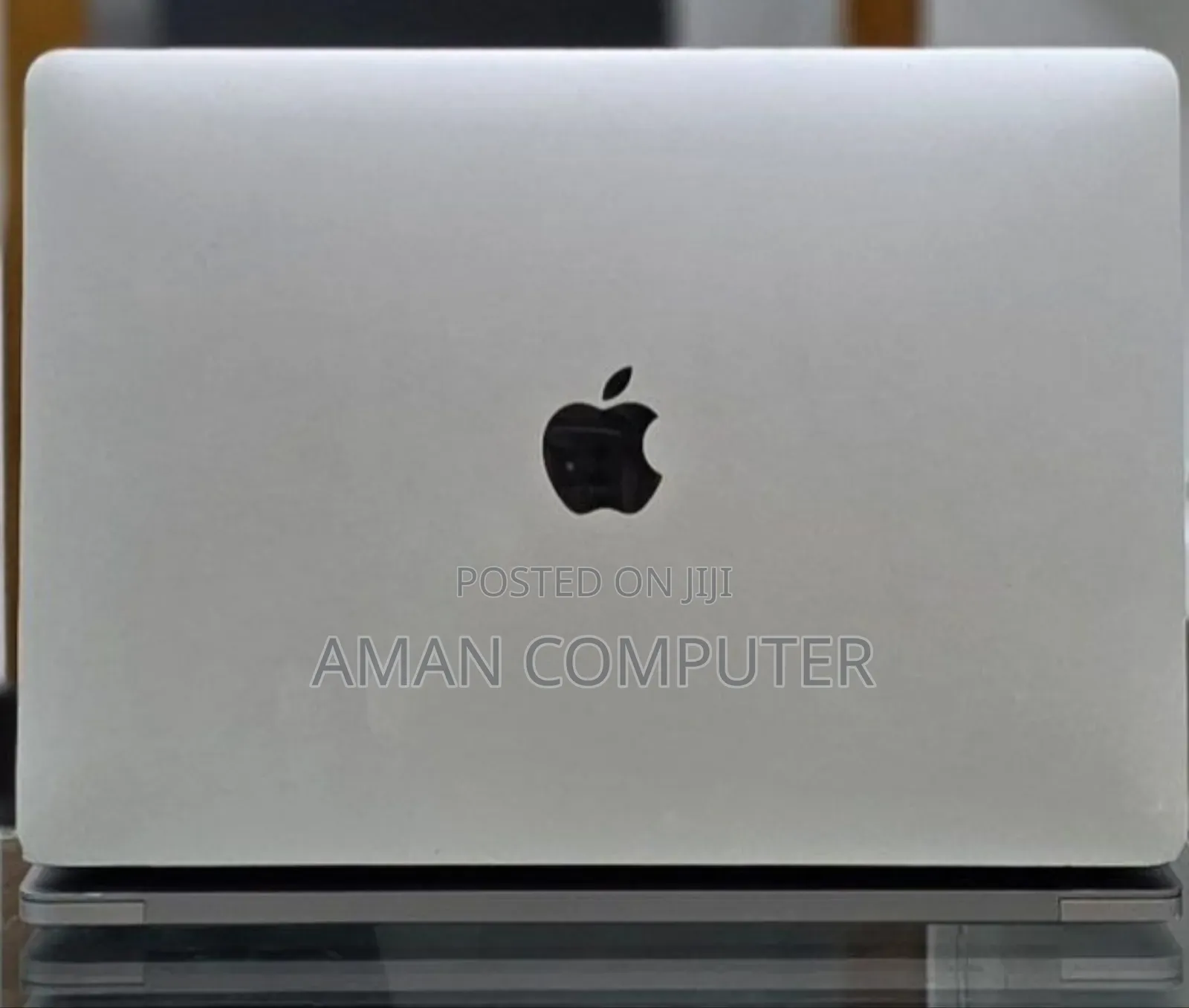 New Laptop Apple MacBook Pro 2019 16GB Intel Core i7 SSD 256GB