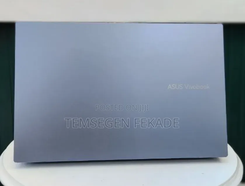 New Laptop Asus VivoBook 15 X505BA 16GB Intel Core i7 SSD 512GB
