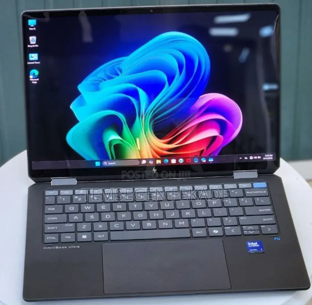 New Laptop HP OmniBook Ultra Flip 14" 16GB Intel Core Ultra 7 SSD 1T