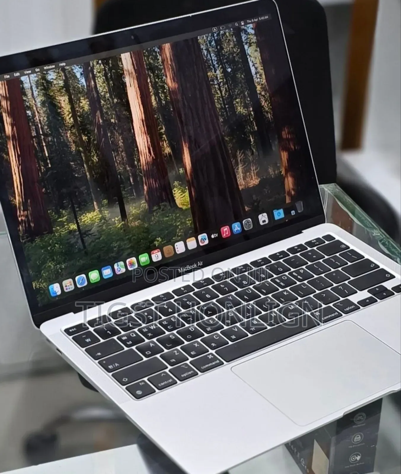New Laptop Apple MacBook Air 2020 M1 8GB Apple M1 SSD 512GB