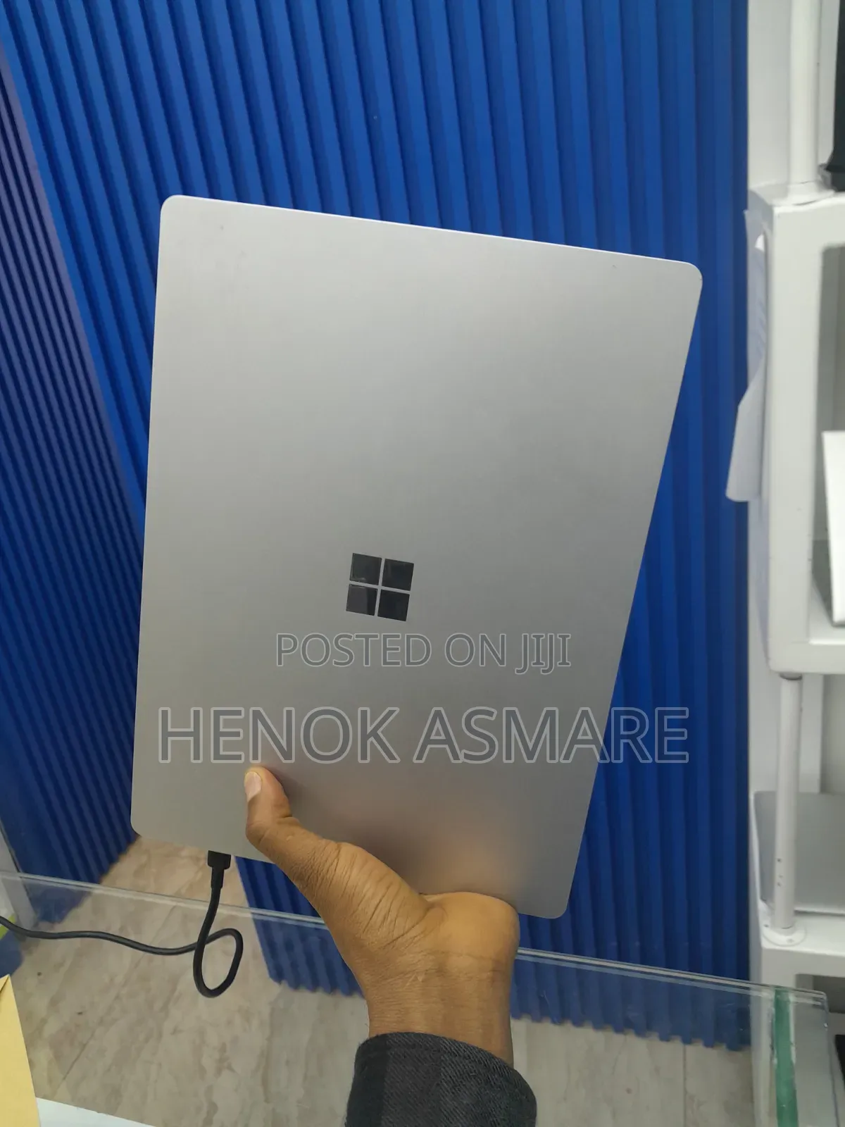 New Laptop Microsoft Surface 16GB Intel Core i7 SSD 512GB