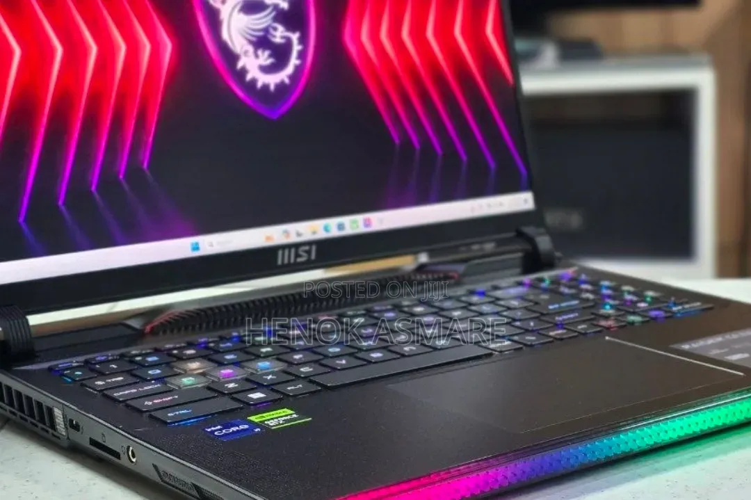 New Laptop MSI GP75 Leopard 32GB Intel Core i9 SSD 1T