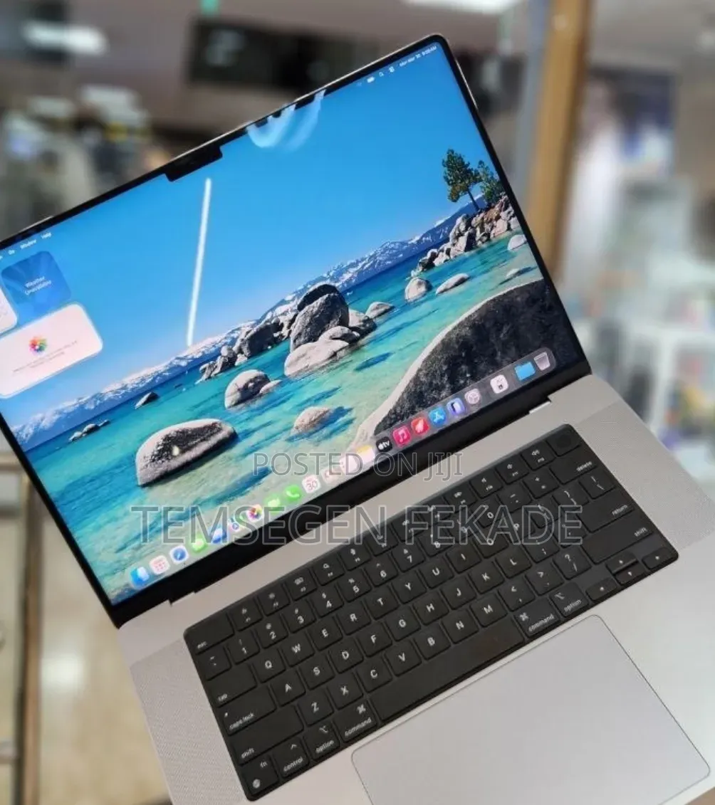 New Laptop Apple MacBook Pro 2021 M1 16GB Apple M1 Pro SSD 512GB