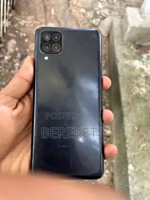 Samsung Galaxy M12 64 GB Black