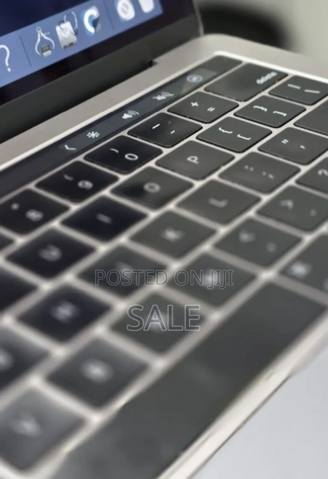 New Laptop Apple MacBook Pro 2019 16GB Intel Core i5 SSD 512GB