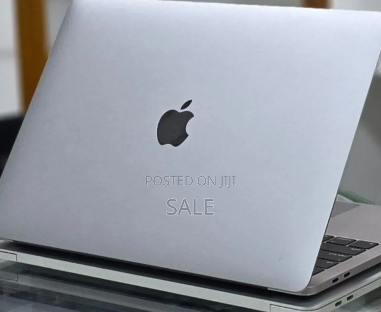 New Laptop Apple MacBook Pro 2019 16GB Intel Core i5 SSD 512GB