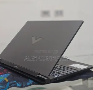 New Laptop HP Victus 15 16GB AMD Ryzen 7 SSD 512GB
